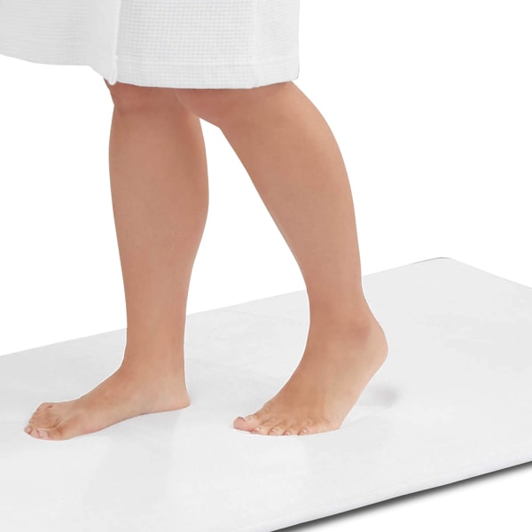 Minneskum Badrumsmatta halkfri absorberande supermysig sammetsbadrumsmatta för badrum White 17" X 24"