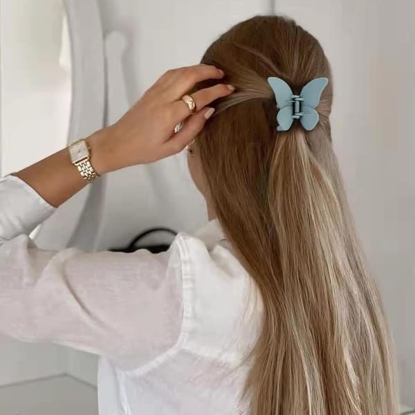4 stk. sommerfuglehårklemmer, mellemstore matte hårklemmer til kvinder, piger, tykt tyndt hår, tilbehør (lys farve)