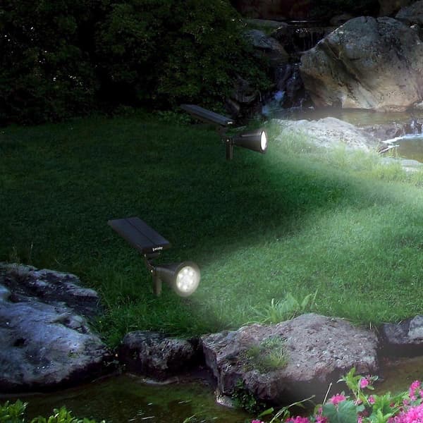 Solcelle Spotlight 4 LED Utendørs Vanntett Hvitt Lys 2-i-1, Plast, Integrert, 2 W, Hvit, 29 x 9.5 x 34 cm (1 stk)