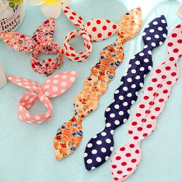 Hiusdonitsi, 4 kpl Magic Rabbit Ear -tyylimuotoilun kierteinen donitsi - Kukkainen