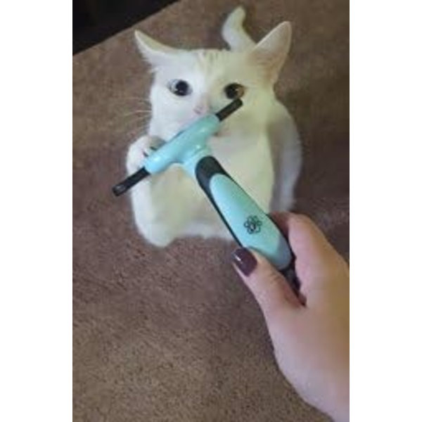 Kattebørste/HundeBørste Pet Grooming Tool Shedding Tool Brush med 4 tommers kantblad for shedding kort eller langt hår kjæledyr