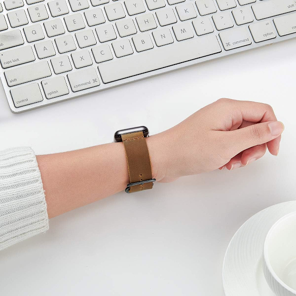 Vintage nahkaiset rannekkeet yhteensopivat Apple Watch -rannekkeen kanssa, aito nahkainen retrohihna yhteensopiva miehille ja naisille iWatch SE -sarjan 7/6/5/4/3/2/1 kanssa Light Brown/Black 42mm 44mm 45mm