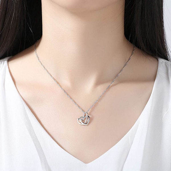 Flerskiktade halsband med initialer för kvinnor, trendigt och elegant halsband med hjärta, frostat hjärthalsband