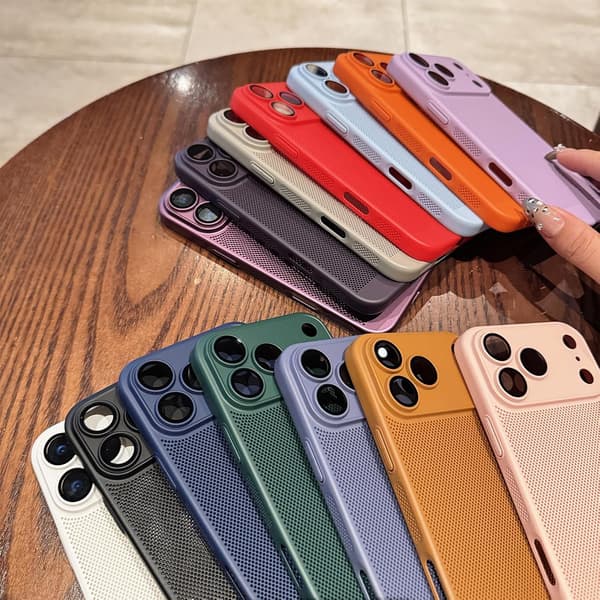 Etui til iPhone 17 Pro/18 Pro, varmeafledende åndbart hult mesh med beskyttelse af kameralinsen, sort Black 18pro/17pro
