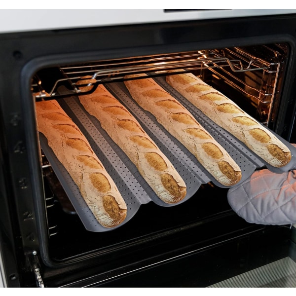 Baguettebakplåt, Perforerade franska baguettformar för 4 baguetter silver