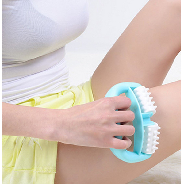 Plastisk manuel rund håndtag 2 hjul muskelmassage rulle massager cellulite rulle