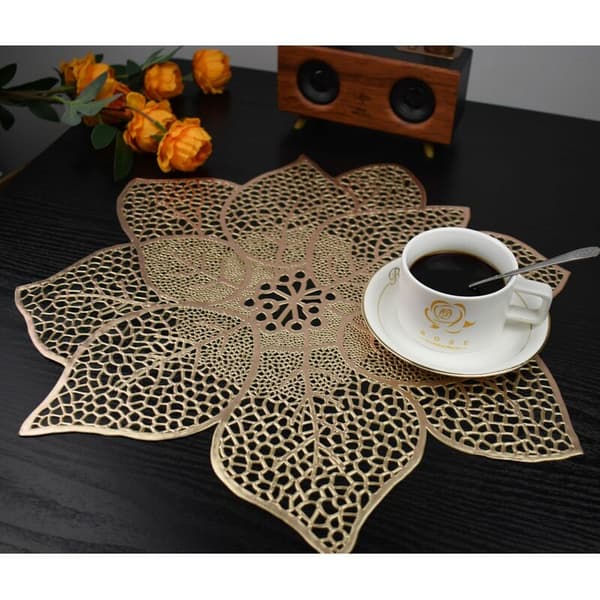 Set med 6 tvättbara placemats, isolerade, blommig stil, PVC, guld, 44*46cm