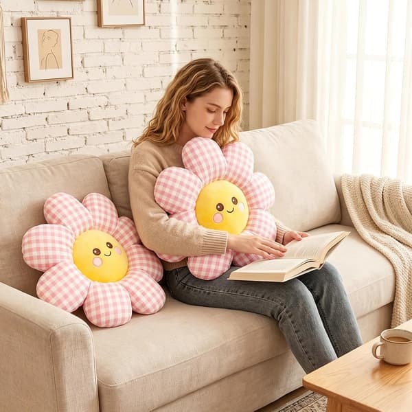 Smile Face Daisy Prydnadskudde, 2-pack, Rosa Rutig Dekorativ Kudde Pink