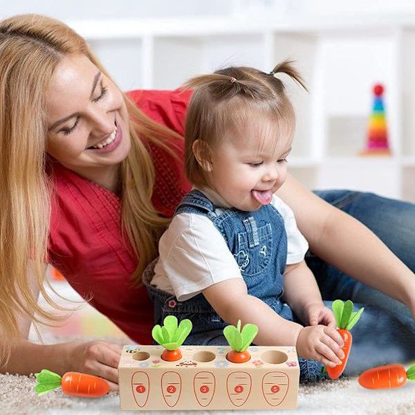 1 år gammel småbarnsleker i tre, gulrotform, størrelsessorteringsspill, barns digitale kognitive foreldre-barn interaktive babygave