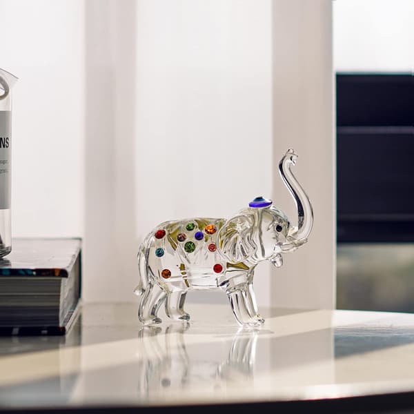 Krystall Elefant Figur med Nese Opp Krystall Inkrustert Edelsten Elefant med Ondt Øye Figur Samleobjekt Glass Dyrefigurer