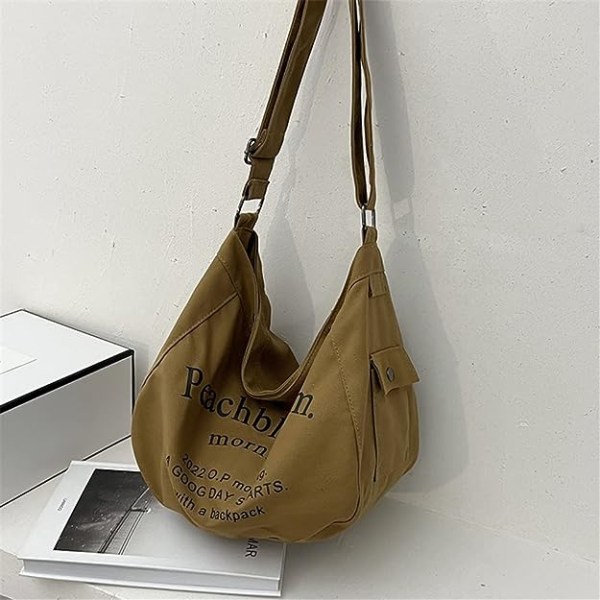 Peach Blossom Canvasväska Axelväska Cross-body Väska Snygg Väska Med Bokstäver För Män Kvinnor Axelväska För Shopping Semester Skola