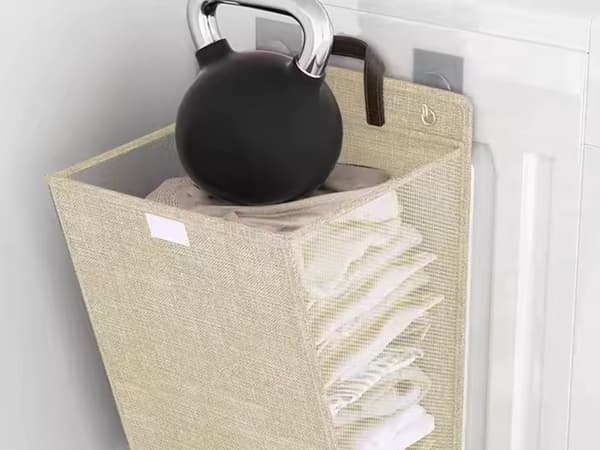 Vikbar tvättkorg för badrum tvättstuga vägg dörr beige beige