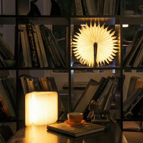 Trebok Folding Led Boklampe, med 2000mAh Oppladbart Batteri, Magnetisk Boklampe