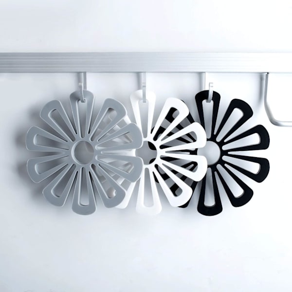 Grytunderlägg Grytlappar Kökssilikonmatta Gryta Pan Protector Teffal (Svart/Grå/Vit Blomma, 160x138x8mm)