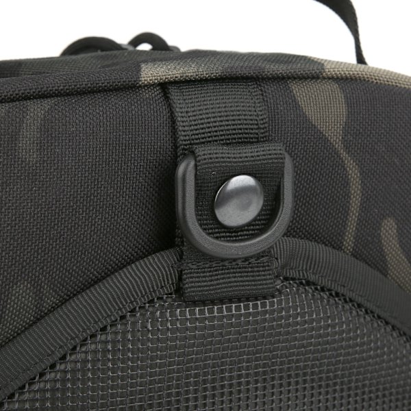 Multifunktionell Sling Ryggsäck Taktik Enkelsidig Axelväska Militärväska för Utomhus Camping Vandring Sport(CP Svart Kamouflage )