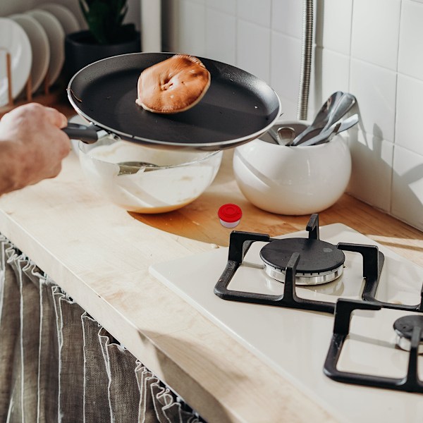 Kompakta salt- och pepparkar, resekompanjon för utomhusäventyr, fuktsäker transparent miniset, återanvändbar lufttät plastdispenser,