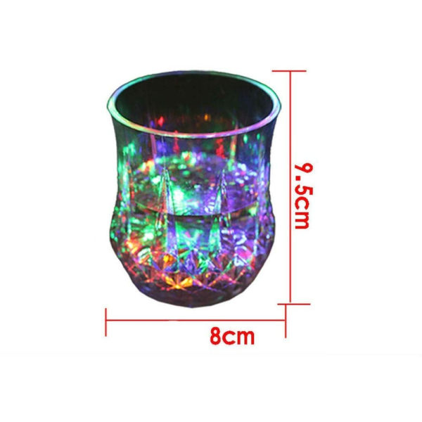 Glas med LED-ljus: set med 4 longdrinkglas med LED