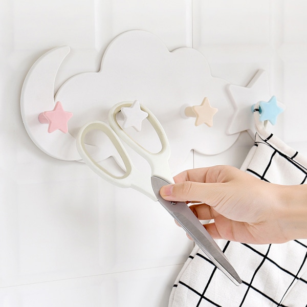 Stilrena väggmonterade dekorativa krokar, fräsch månmolnsdesign 4 krokar, minimalistisk nyckelring självhäftande hängare enkel att installera och ta bort för inomhusbruk