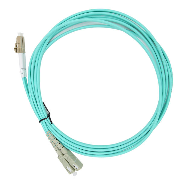 Optisk kabel LC UPC SC UPC MultiMode DualCore optisk fiber för dataöverföring.
