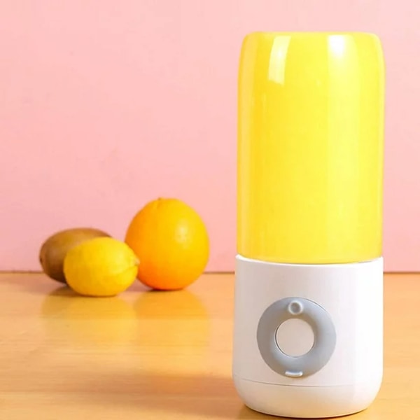 Liten hemjuicer, bärbar mixer, personlig mixer som kan laddas via USB, bärbar mixer för smoothies, juicer, shakes, bärbar juicer