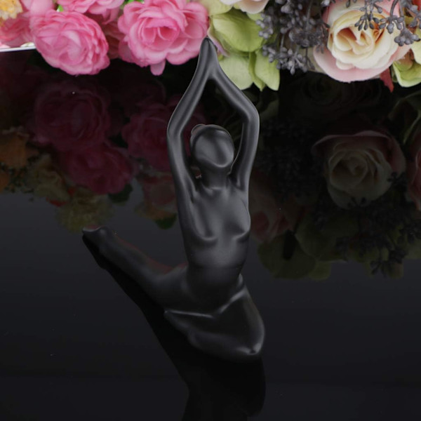 Enkel figur kreativ keramisk prydnad, keramisk flicka figurer yoga abstrakt svart modell kvinna staty statyetter prydnader kontor hem