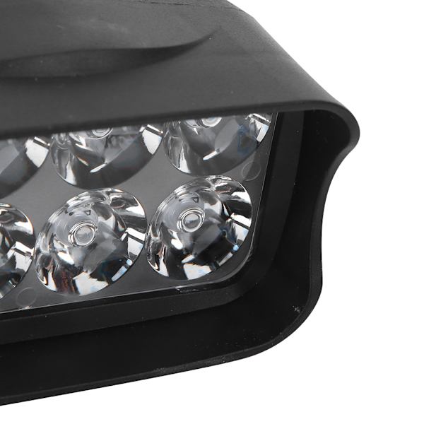 Plast Allmän 8LED Elektrisk Tricykel Modifierad Värmeavledning Stark Spotlight för Motorcykel Elcykel