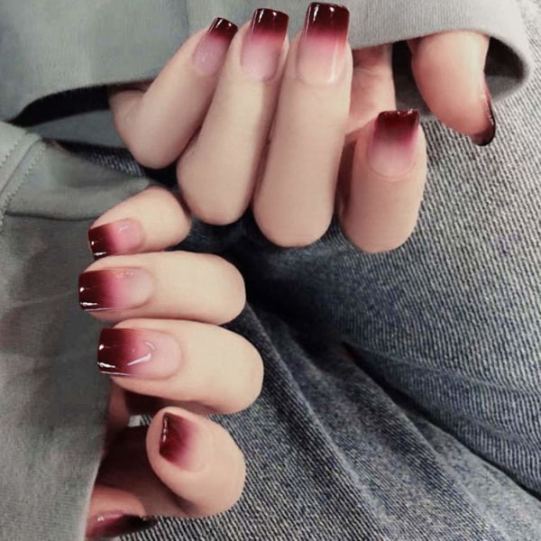 Blanka falska naglar Chic Gradient Medium Full Cover Akryl 24 st Falska naglar för kvinnor och flickor