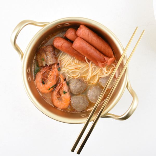 Koreansk Ramen Gryta Bra Värmeledningsförmåga Lätt Stapelbar Bärbar Ramen Gryta med Lock för Hem Camping Vandring