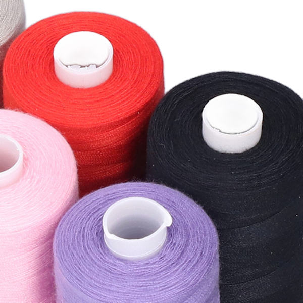 10 st sytråd i rika, ljusa färger, hög hållfasthet, mycket hållbar, premium polyester, bred applikation, symaskinstråd