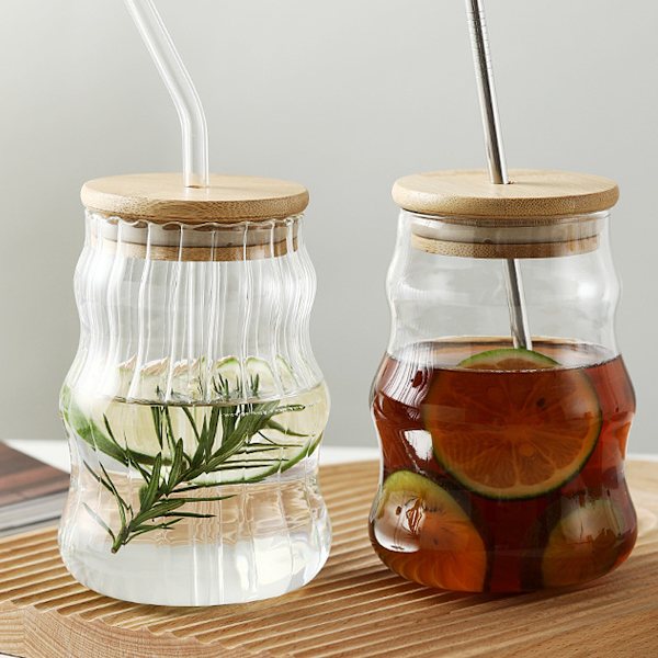Elegant Glas Kaffe Kopp med Lock och Sugrör - Perfekt för Användning Hemma eller på Kontoret - 500ml