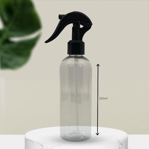 Plast klar tom sprayflaska för resestädning