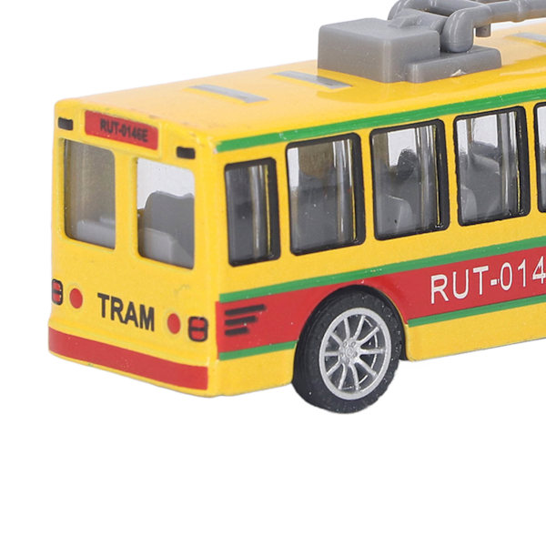 4 st Die Cast Alloy Bus Model Set Barn Simulerad Utsökt Rolig Pull Back Bilfordon Leksak Dekoration Typ B