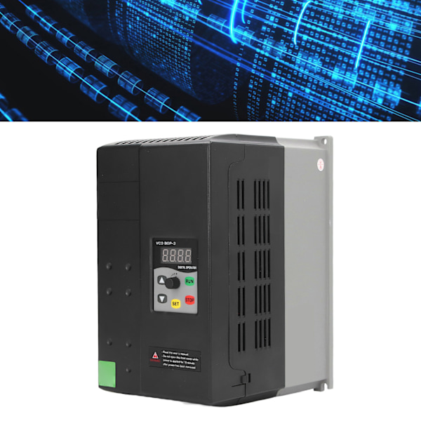 Motor Variabel Frekvensomformare Bra Värmeavledning Frekvensomriktare Konverterare 3 Fas 380‑440V Ingång 0‑440V Utgång 7.5KW 16.1A