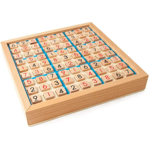 Sudoku-pusselbräda i trä Sudoku- set i trä med låda
