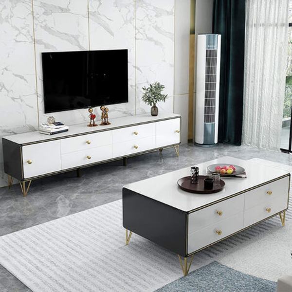 4x Guld Triangulära Metallbordsben 15cm Modern Stil Möbler Fötter för Skåp Soffor Säng