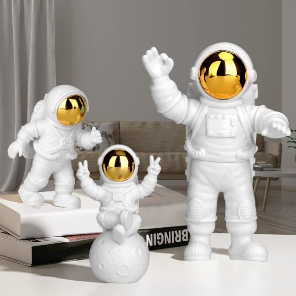 Astronautprydnader, Astronautfödelsedagsdekoration, Astronautstaty, Astronautkakfigur, Hartsastronaut, Astronautkakdekoration, Guld 3st