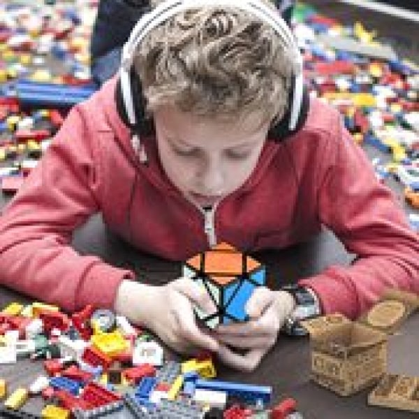 3x3 Intelligence Black Base Speed Puzzle Magic Cube for Kid