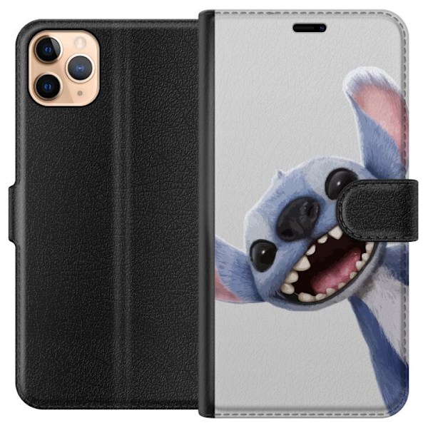 Apple iPhone 11 Pro Max Plånboksfodral Stitch i Fart – Kawaii Design för Fans & Barn