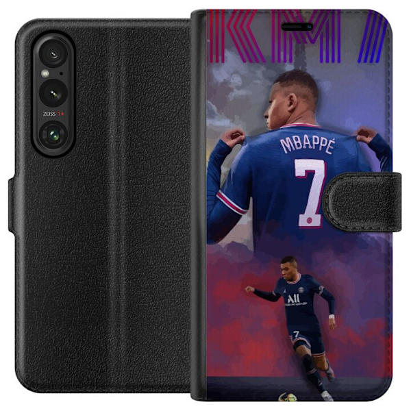 Sony Xperia 1 V Tegnebogsetui MAP Fodbold Design Grafisk Mønster Moderne Sportsmotiv Trend Fodbold Populær Grafisk Stil Motiv
