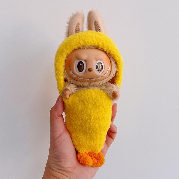 Labubu räka outfit – Wacky Mart style kläder till Pop Mart figur Exciting Macaron, Big into Energy, Have a Seat