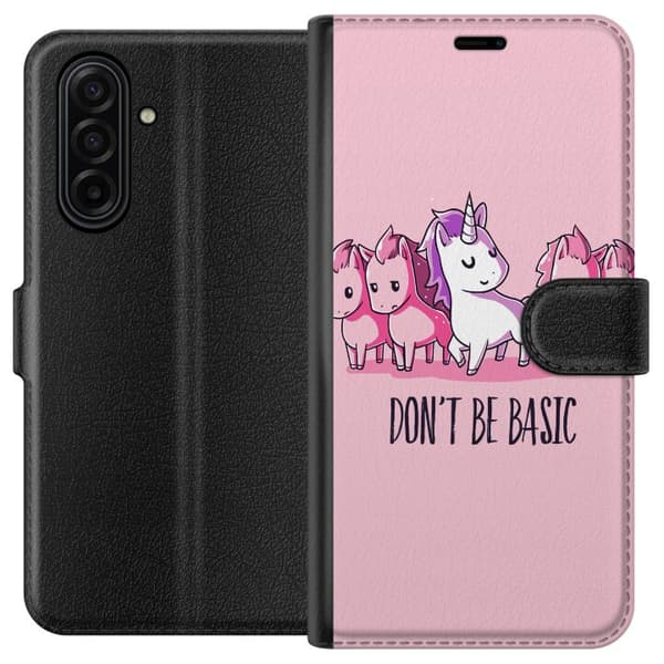 Kompatibel Tegnebogsetui til Samsung Galaxy A17 5G Hvid enhjørning blandt lyserøde heste med teksten Don't Be Basic mod en lyserød baggrund, legende pink
