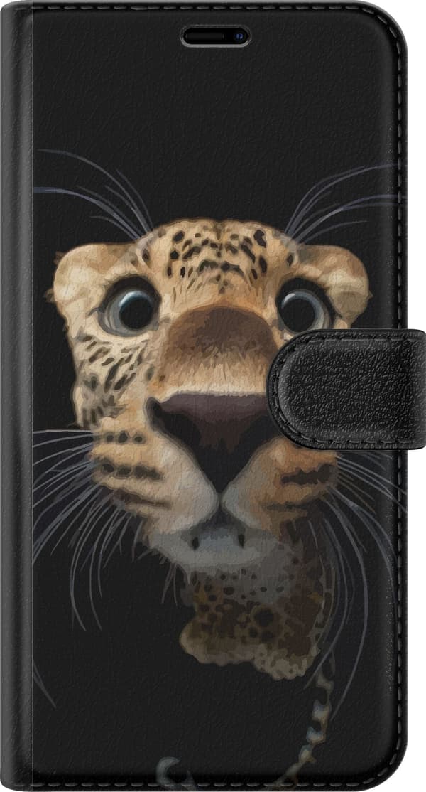 Kompatibel Tegnebogsetui til Apple iPhone 16 Nærbillede af leopard med store øjne mod sort baggrund og en legesyg stemning sort