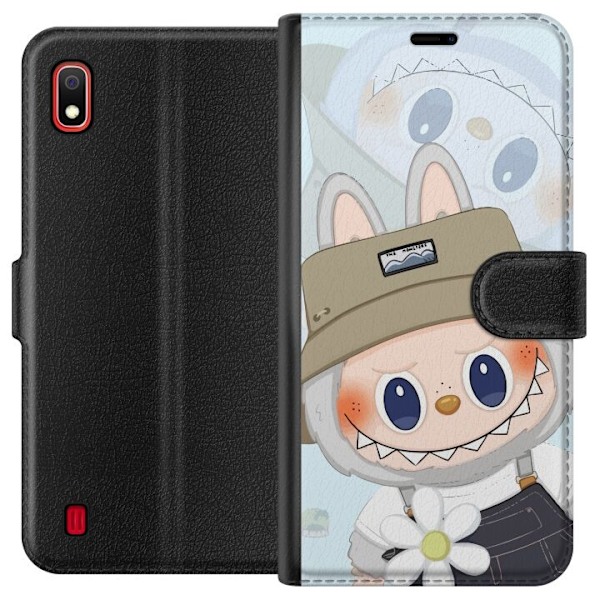 Samsung Galaxy A10 Plånboksfodral Labubu med hatt – Pop Mart-figur Mr. Butcher i retro stil med karaktär