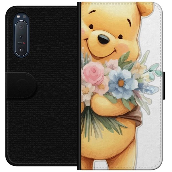 Sony Xperia 5 II Tegnebogsetui Nalle Puh med blomster - klassisk børnefavorit i en blomstrende forårs miljø