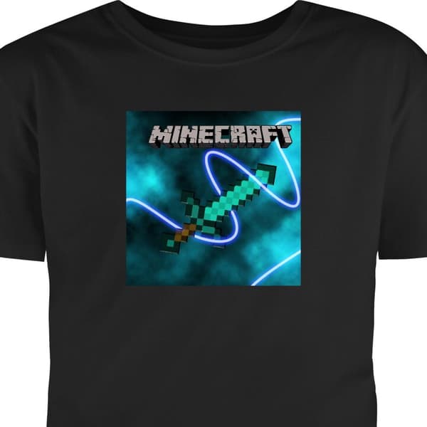 Børne T-shirt Sort 7-8 År Pixeleret turkis sværd med lysende linjer og mørk gamingbaggrund sort 7-8 År