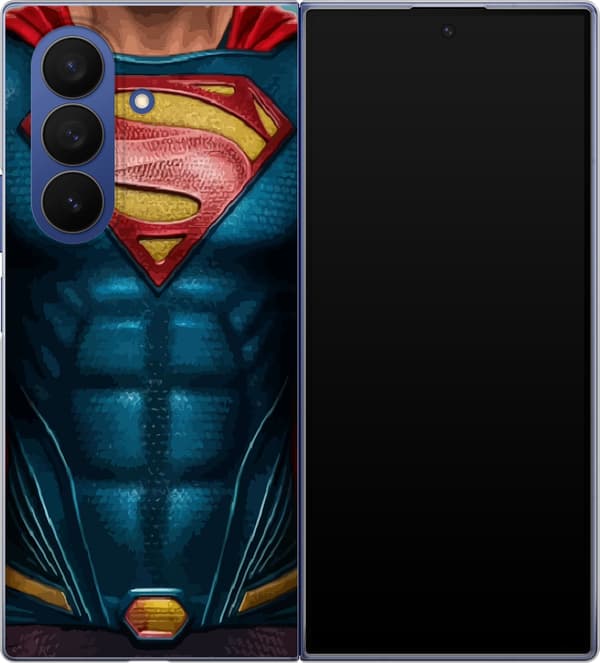 Kompatibelt Mobildeksel til Samsung Galaxy Z Fold7 Nærbilde av Supermans blå drakt med rød og gul S-symbol blå