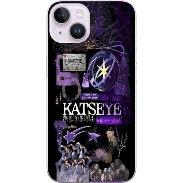 Kompatibelt Mobildeksel til Apple iPhone 14 KATSEYE i lilla collage med gruppebilder, stjerner, logo og glitrende nostalgiske detaljer lila