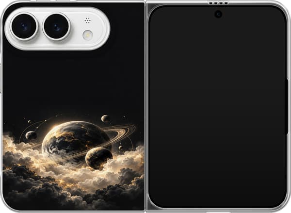 Kompatibelt Mobildeksel til Apple iPhone Duo Verdensrommet – Planeter blant lyse skyer – Stor planet med ringer og mindre planeter blant beige skyer svart