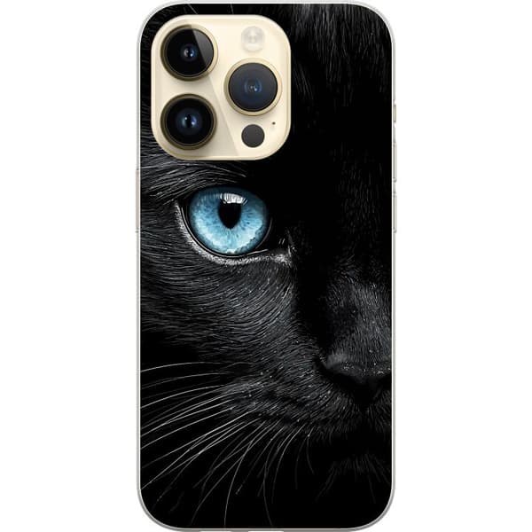 Kompatibel Mobilcover til Apple iPhone 15 Pro Nærbillede af sort kat med intenst blåt øje og dramatisk kontrast mod mørk baggrund sort