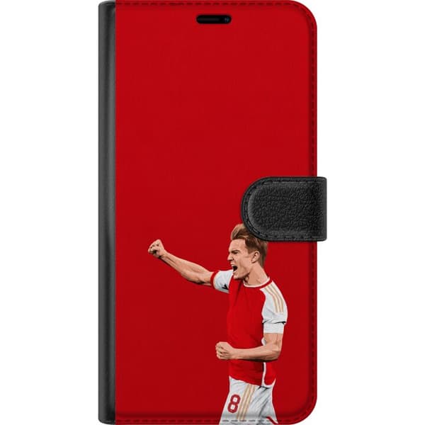 Kompatibel Tegnebogsetui til OnePlus 8T Ødegaard rød - Martin Ødegaard i rød og hvid kamptrøje med udstrakt arm mod rød baggrund rød